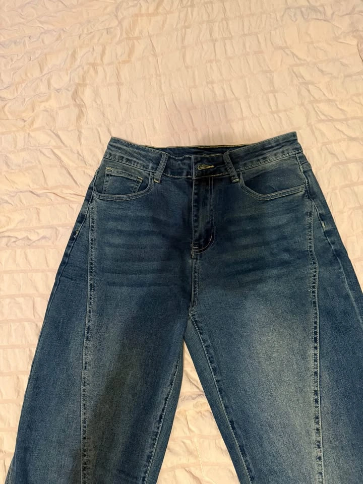 Flared Jeans - photo 2