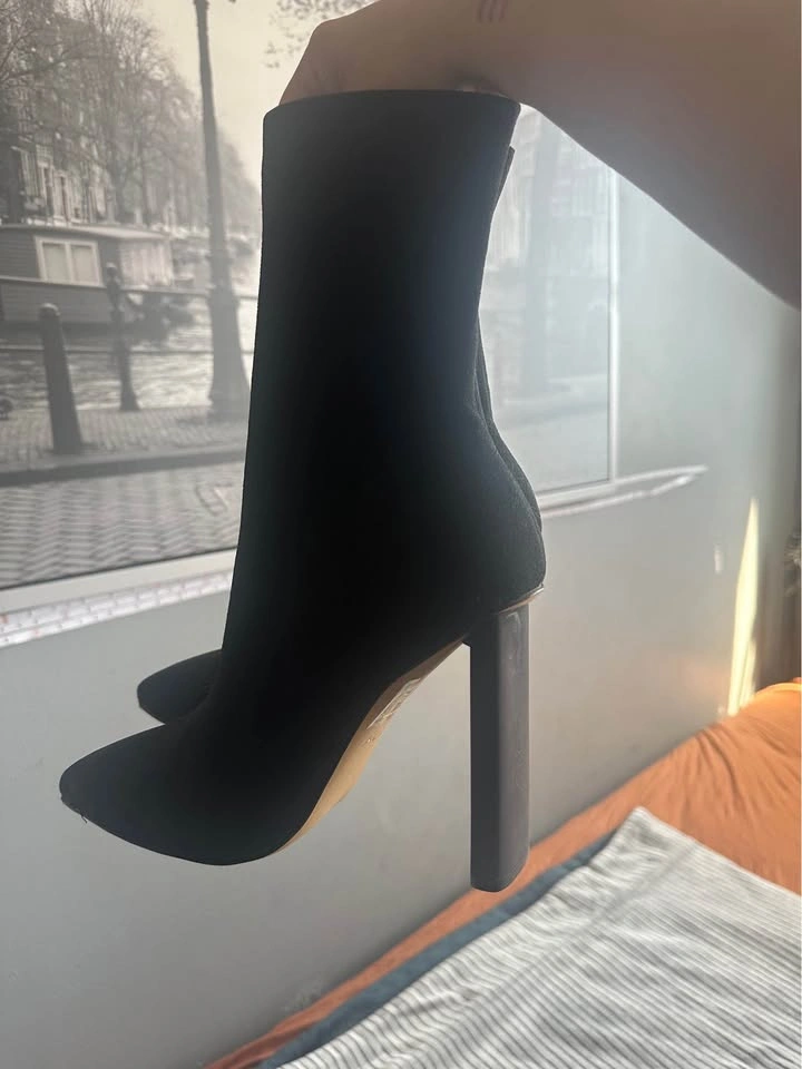 Also boots - photo 3