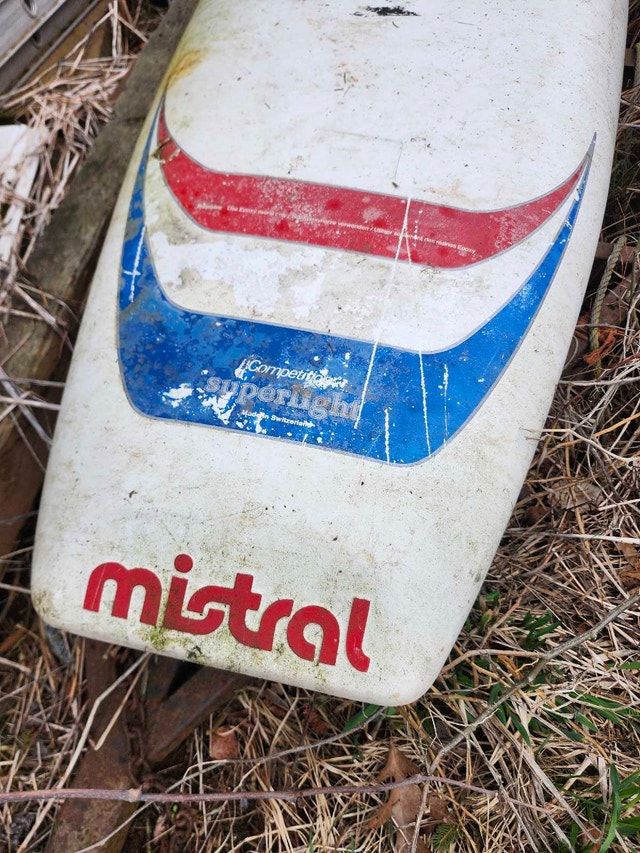 Mistral Windsurfer