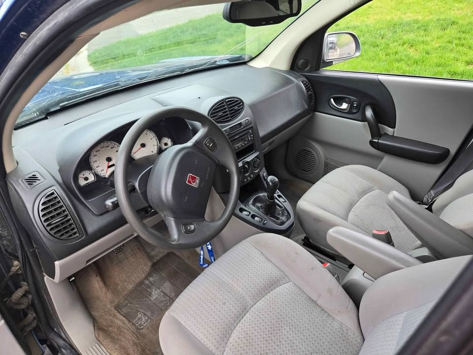 2005 Saturn VUE - photo 5