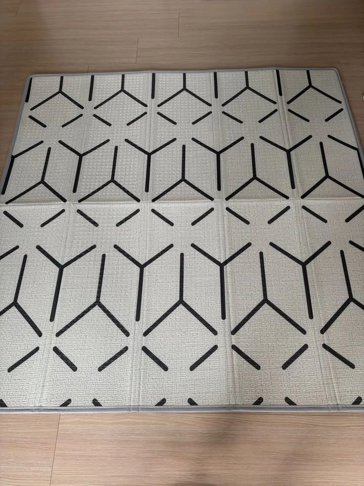 Reversible Foldable Foam Play Mat with Bag - photo 2