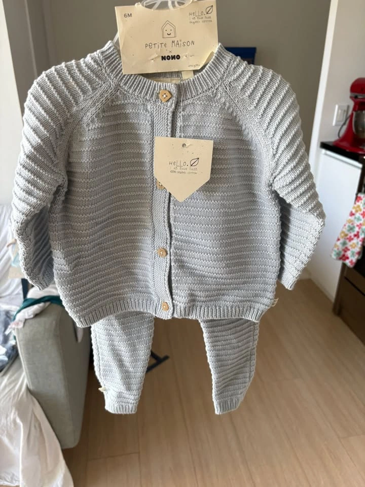 Baby cardigan and leggings
