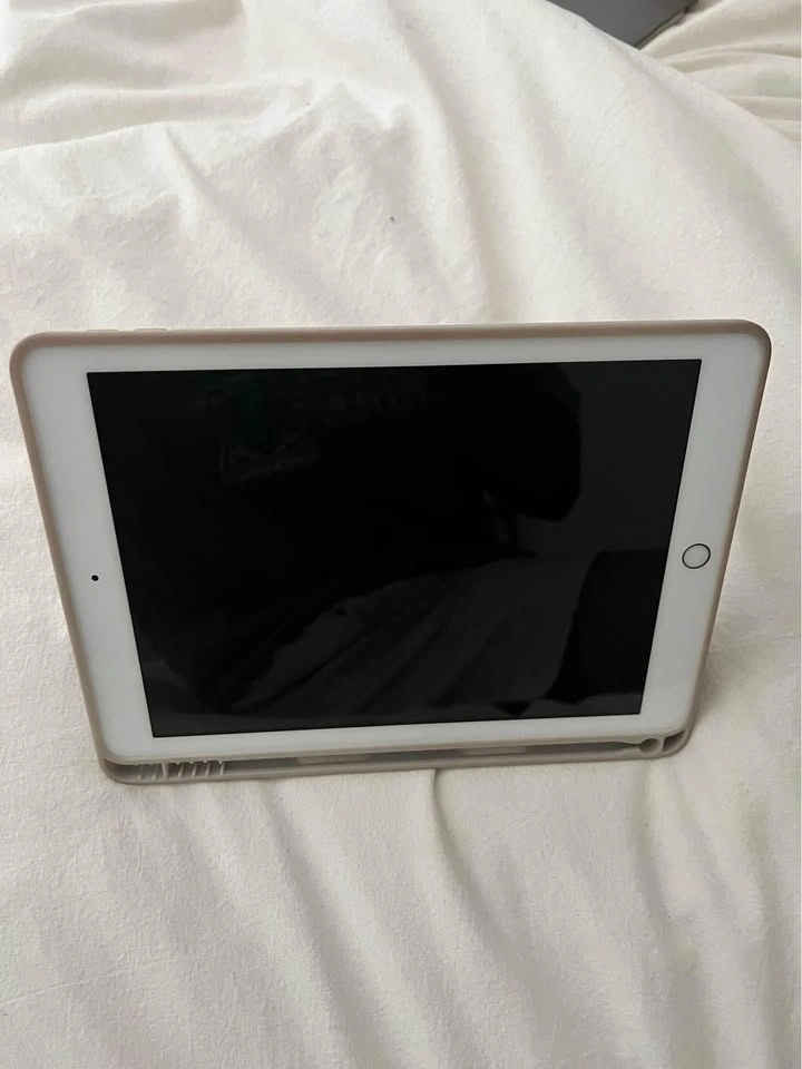iPad 7th generation 32GB - photo 3