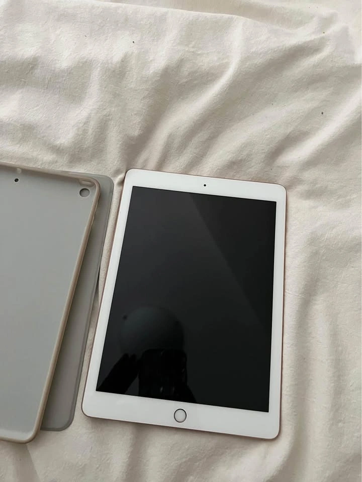 iPad 7th generation 32GB - photo 4