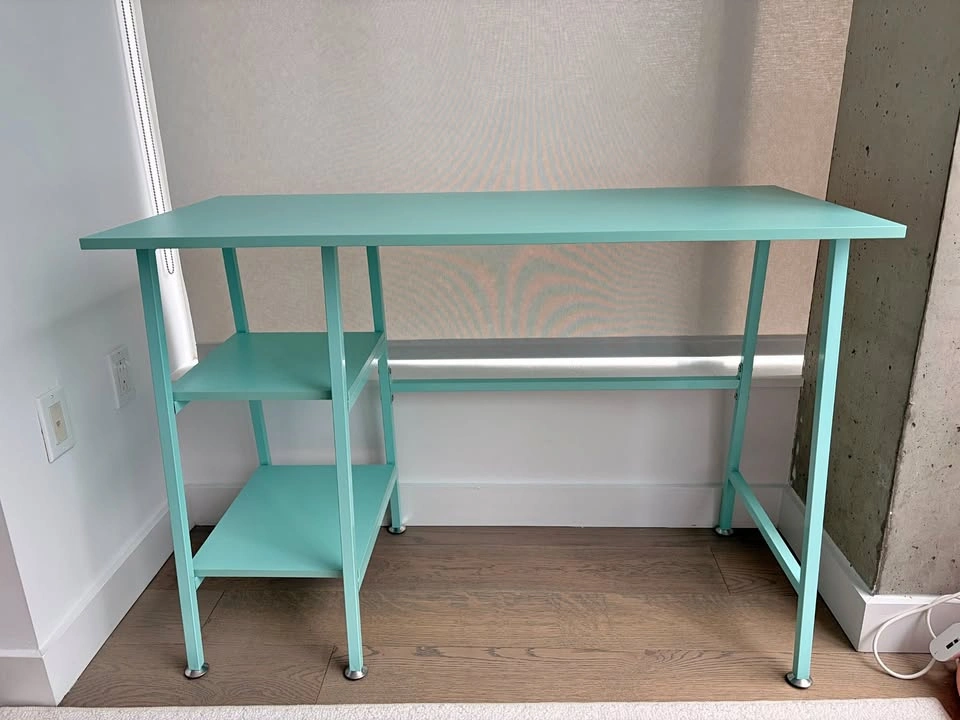 Computer / Study Desk with Shelves – Excellent Condition