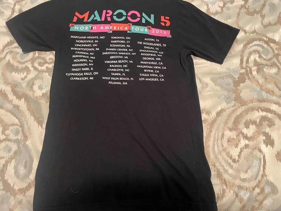 Maroon 5 Concert 2013 Tour T-Shirt (Small) - photo 4
