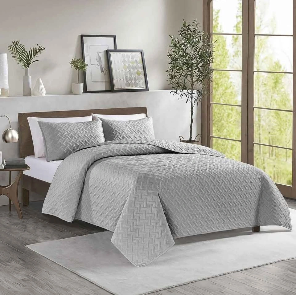 King size 3 pcs bedspread set - Brand new light gray - photo 2