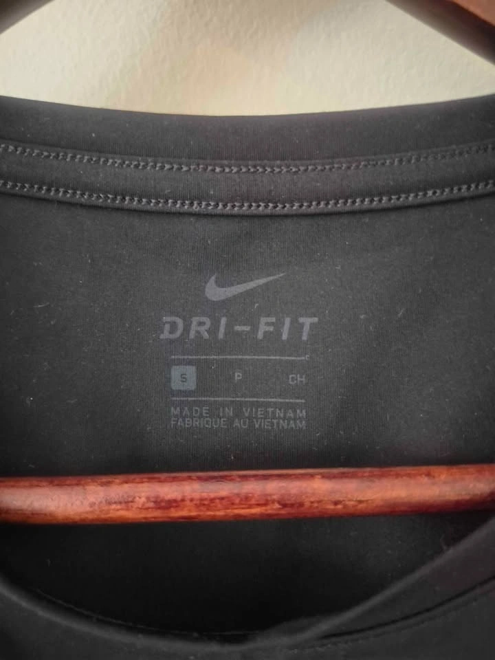 NIKE sports top size S - photo 3