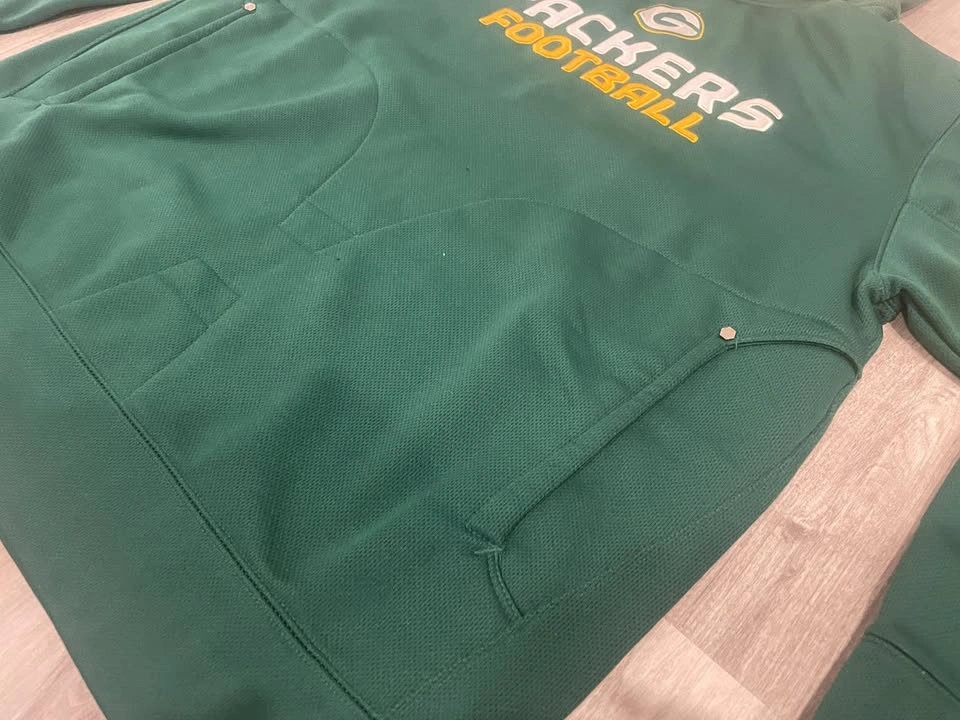 Men's Green Bay Packers NFL Reebok Hoodie Pullover (Large) - photo 3