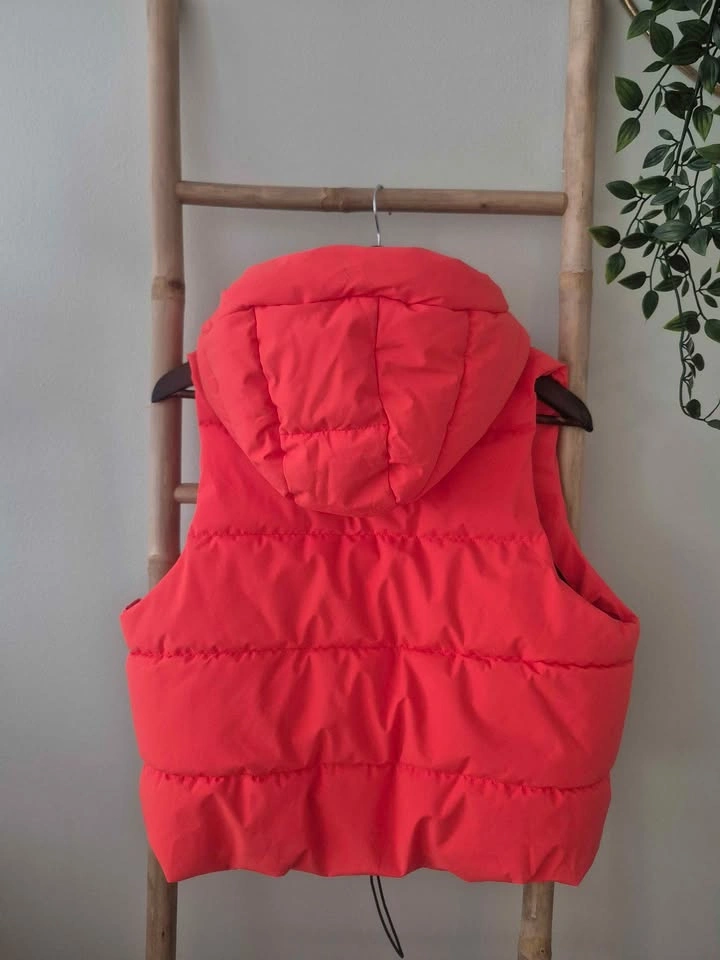 Vest European sports brand F4 - photo 2