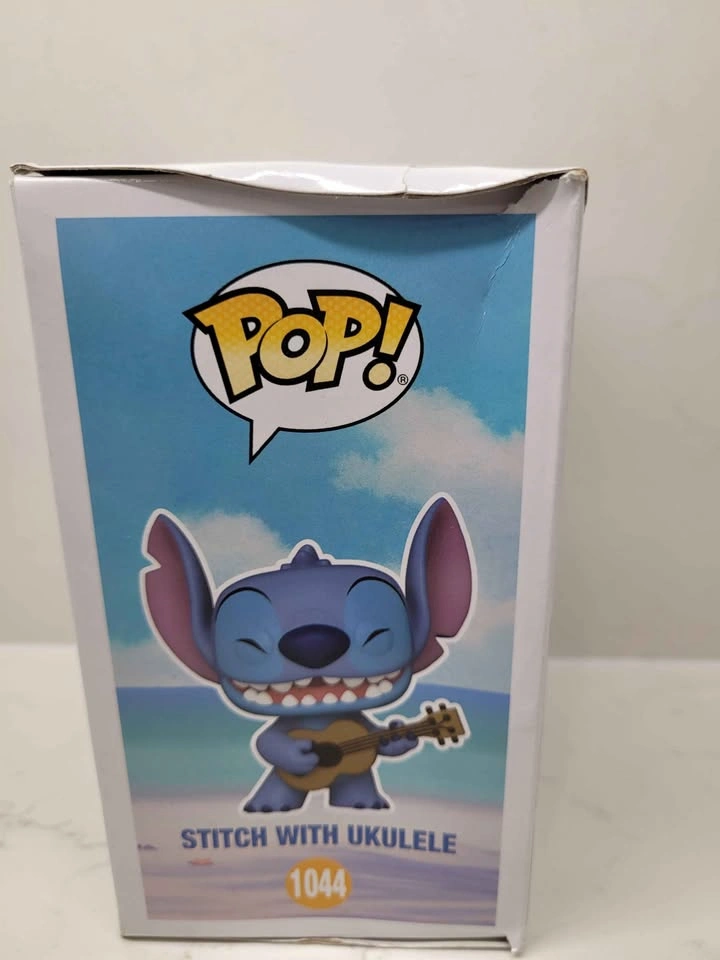 Funko Pop! Disney Stitch with Ukulele Walgreens Exclusive 1044 - photo 4