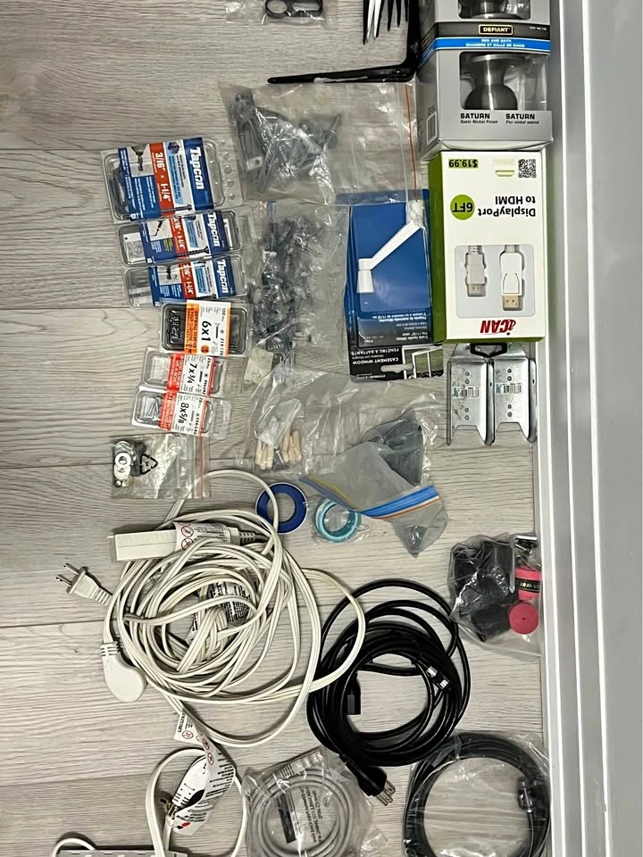 Cables & Hardware