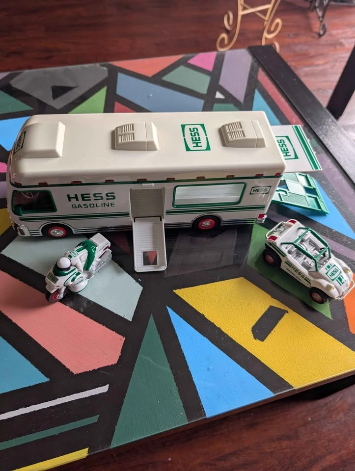 Hess Toy Truck Collection - Multiple Models with Boxes - photo 4
