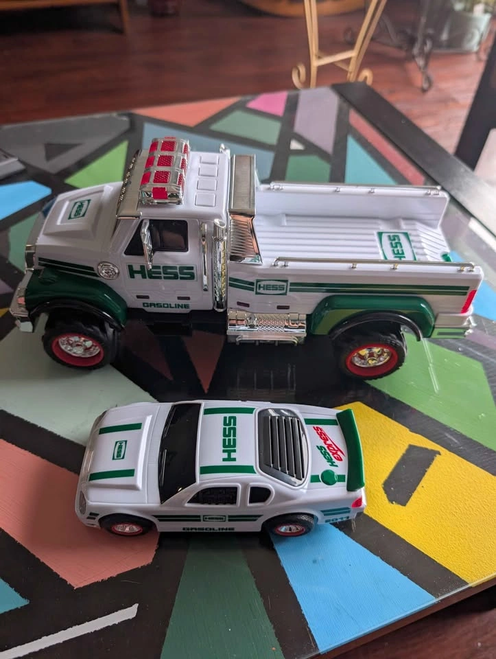 Hess Toy Truck Collection - Multiple Models with Boxes - photo 5