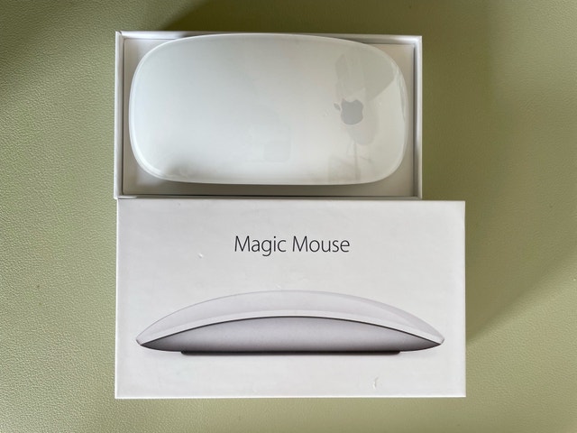 Apple Magic Mouse 2 - photo 2
