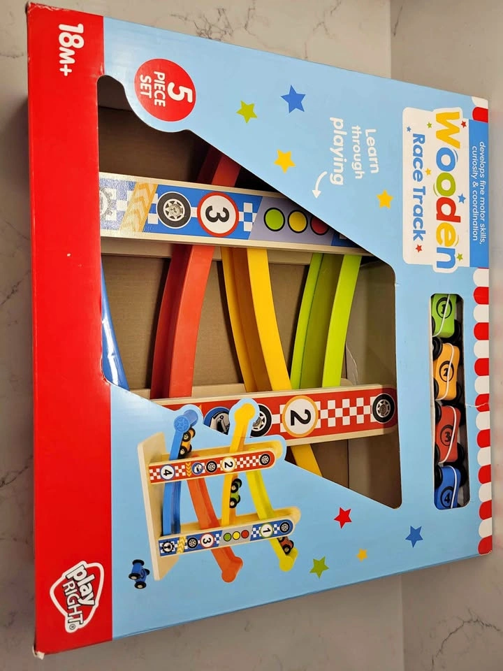 Wooden Car Race Toy for Toddlers with 4 Cars