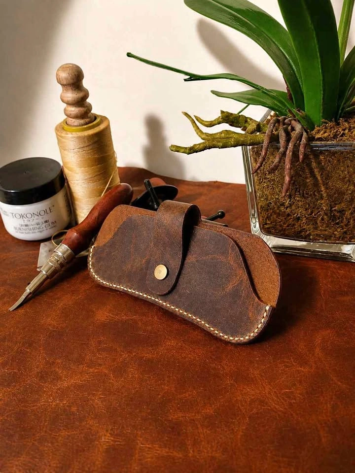 Handmade Leather Glasses Case – Premium Full Grain, with custom