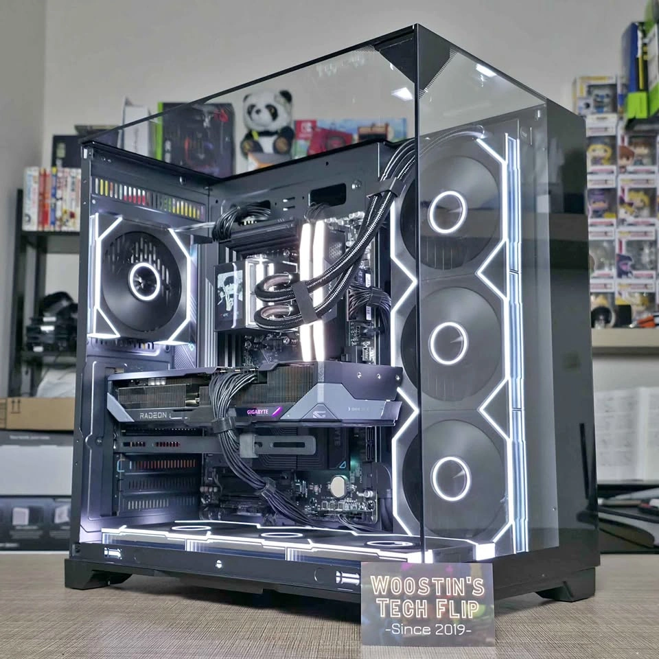 Gaming PC Desktop - Ryzen 7 9850X3D, RX 9070 XT, 32GB RAM, 2TB N