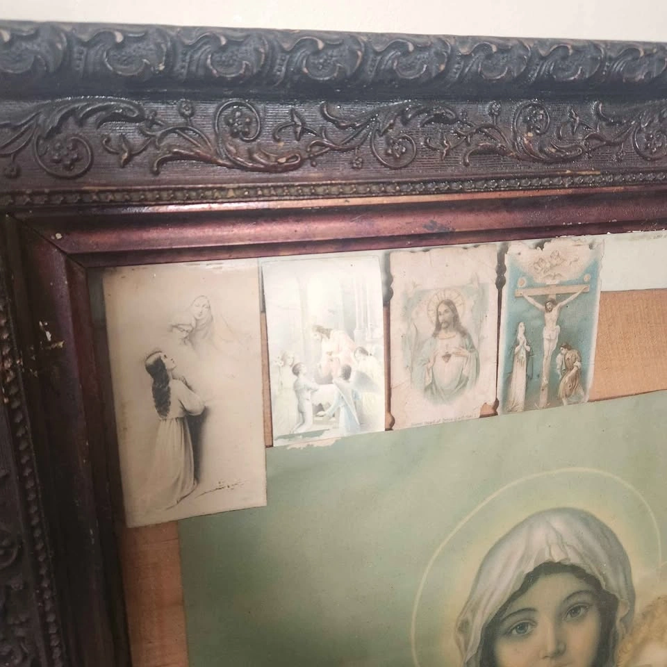 Antique Religious Framed Image – Madonna & Child – Ornate Frame - photo 3