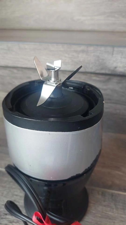 Ninja Personal Blender Smoothie Maker - photo 2
