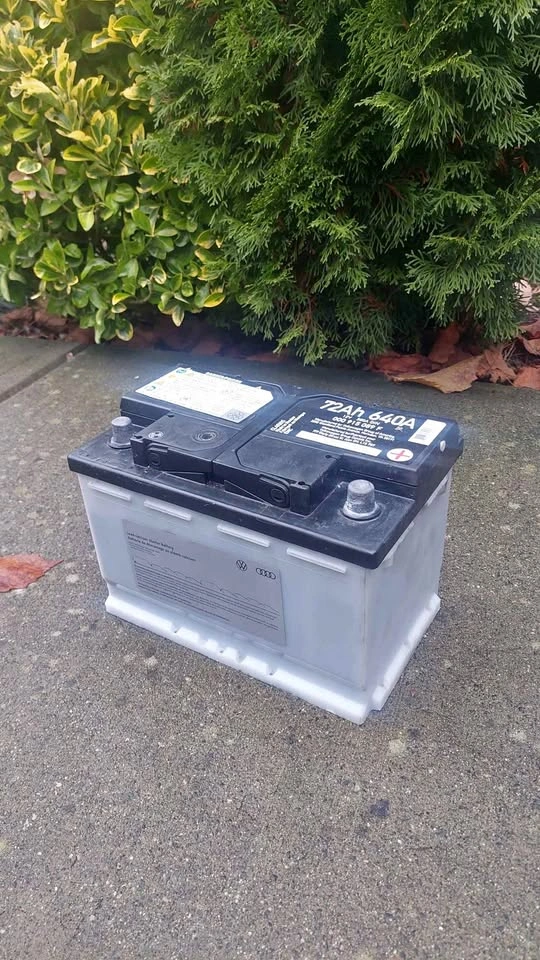 VW/Audi Car Battery 72Ah 640A 12V