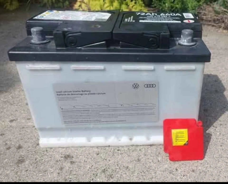 VW/Audi Car Battery 72Ah 640A 12V - photo 3