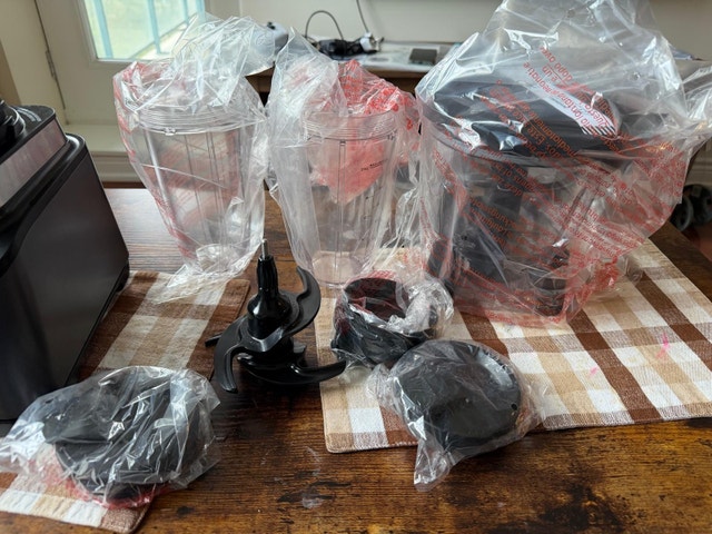 Ninja Auto IQ Kitchen System Blender w/ Cups Blades - photo 2