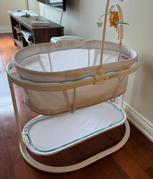 Fisher-Price Baby Bassinet