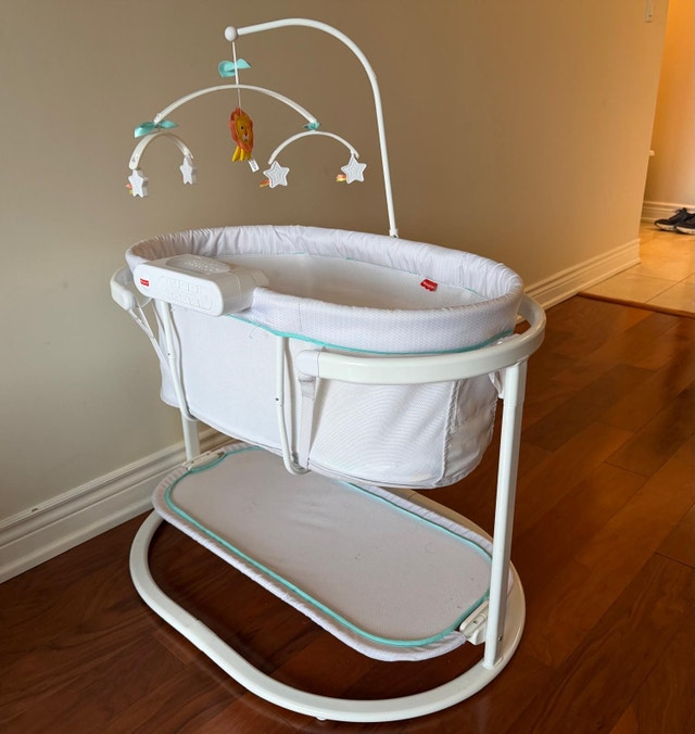 Fisher-Price Baby Bassinet - photo 3