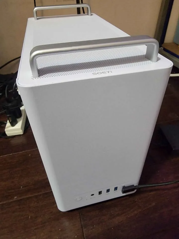 Gaming pc RTX 5060 equivalent AMD radeon 9060xt image indicator(5)