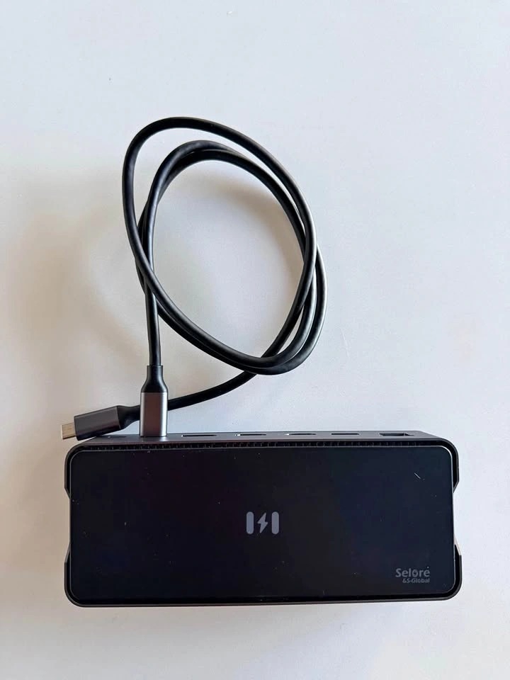 Selore USB-C 15-in-1 Triple Display Docking Station