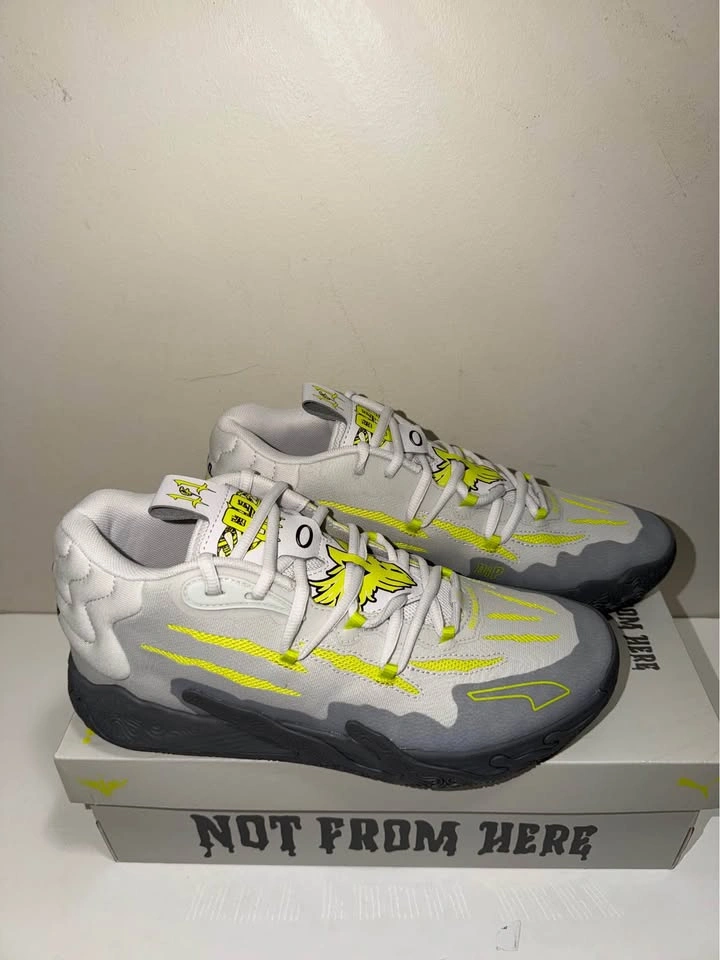 New Puma x Lamelo Shoes. Size 10 US. Firm price. - photo 2