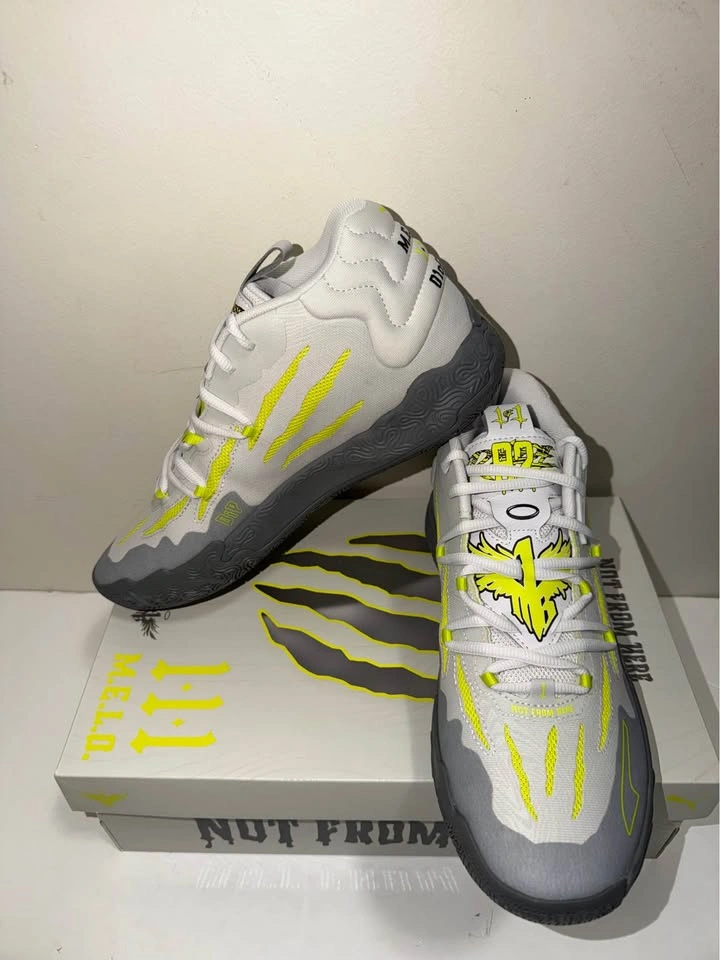 New Puma x Lamelo Shoes. Size 10 US. Firm price. - photo 4