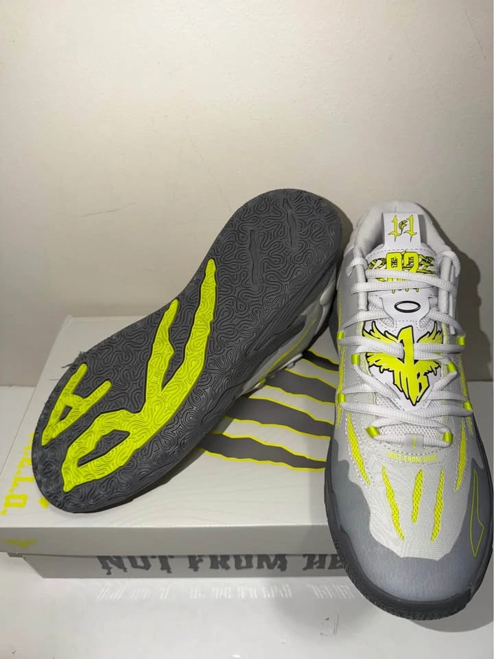 New Puma x Lamelo Shoes. Size 10 US. Firm price. - photo 5