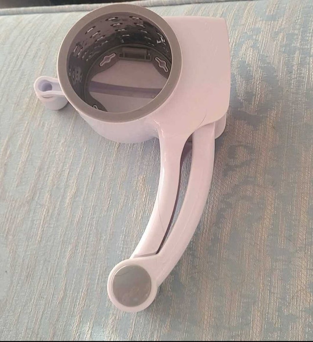 Pampered Chef Rotary Cheese Grater - photo 2