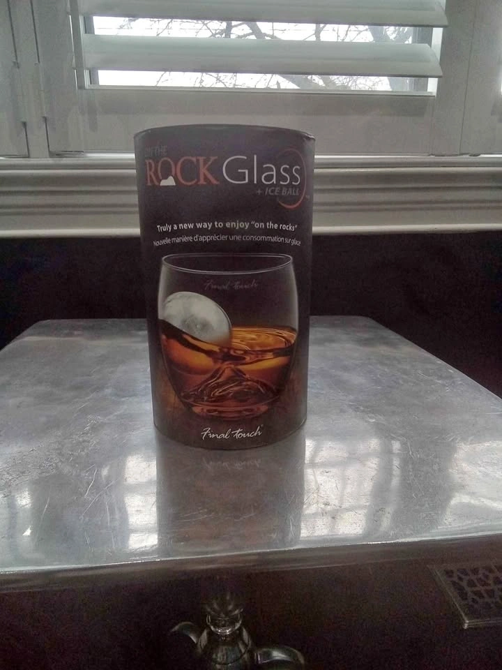 On the Rocks Whiskey Glass + Iceball