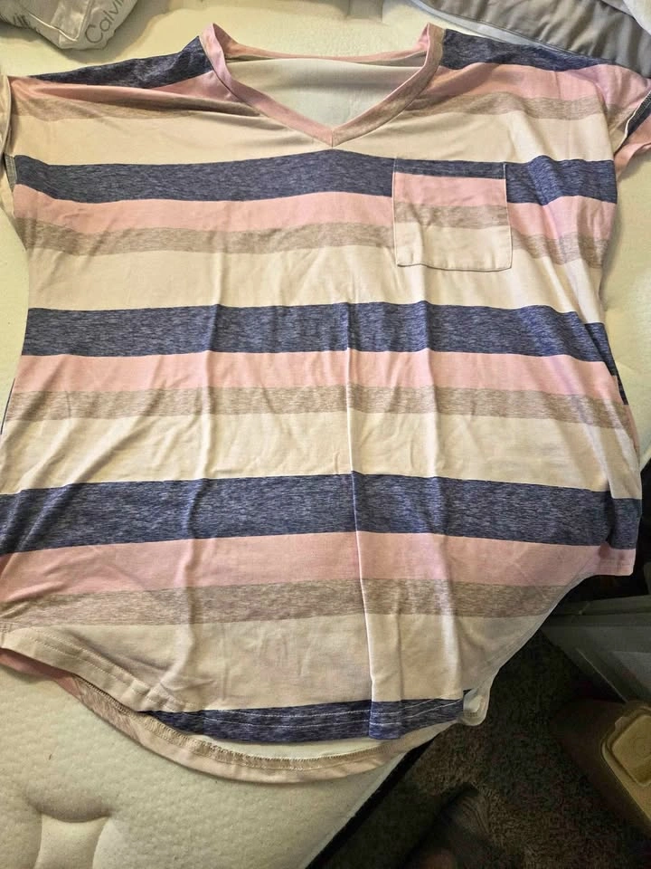 Bag of women's clothes