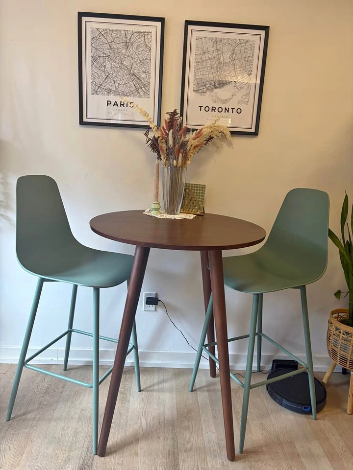 Article Seno Bar Table & 2 Svelti Bar Stools