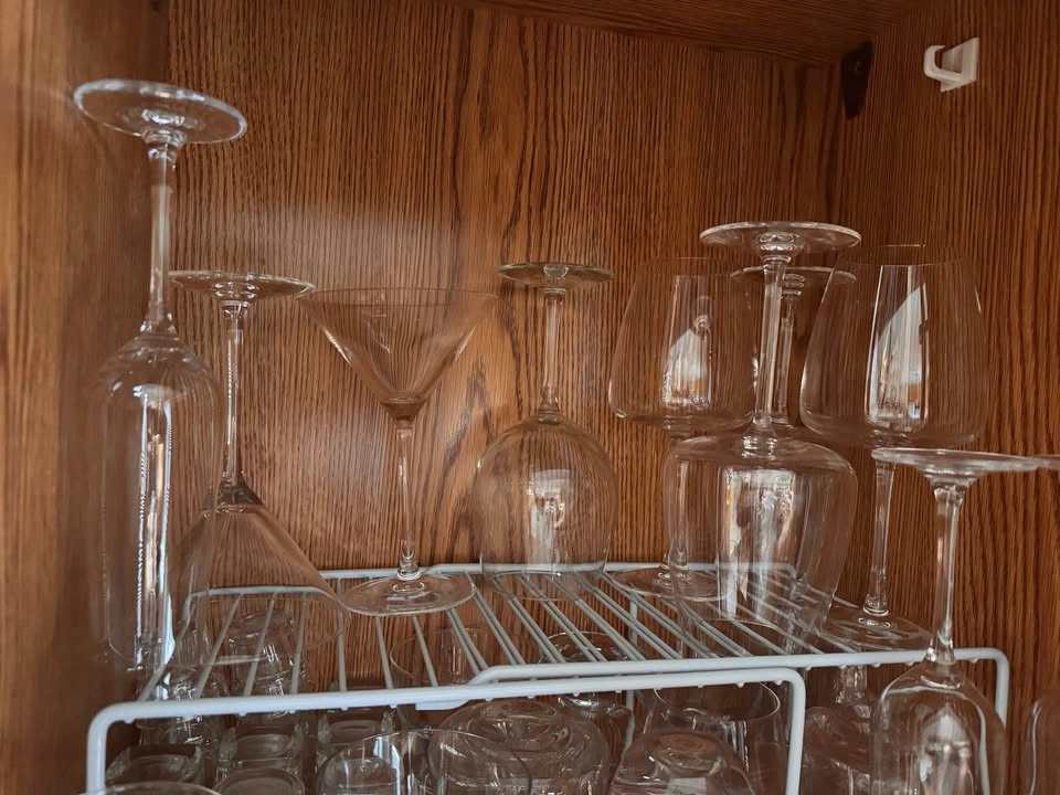 Moving Sale: Kitchen Items - photo 2