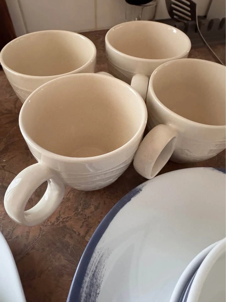 Moving Sale: Kitchen Items - photo 4