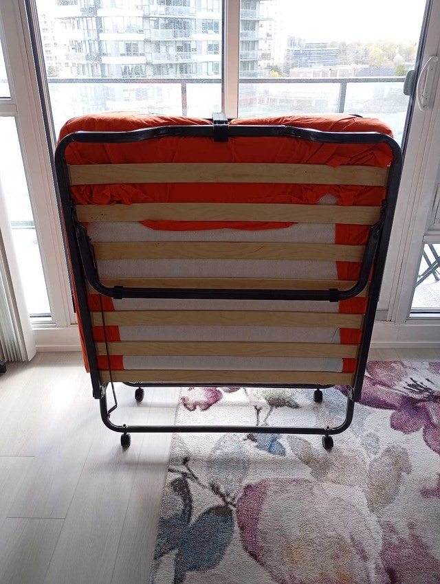 Foldable Single Bed with Mattress - photo 3