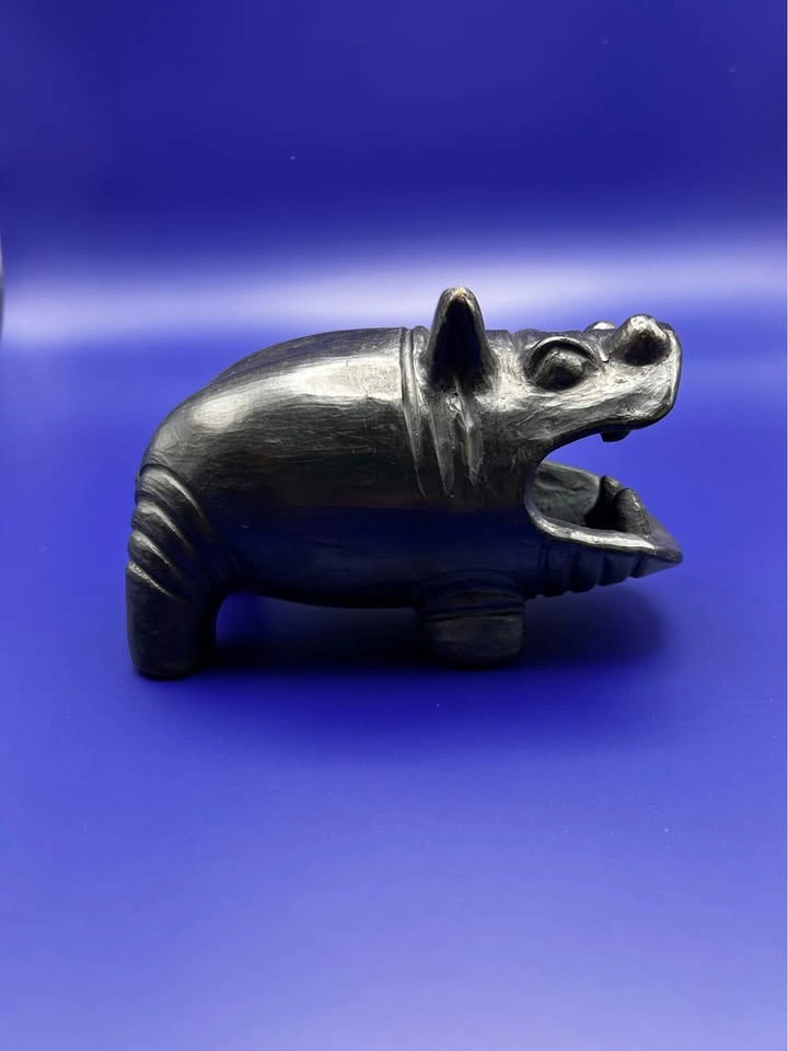 Hungry Hippo Bronze Figurine - photo 2