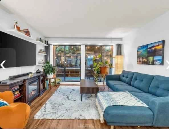 Gibson Sectional Sofa / Couch - photo 2