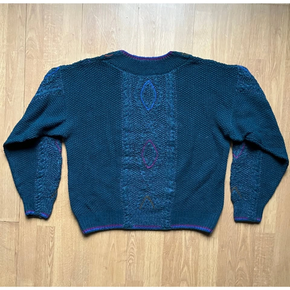 Vintage Deep Blue Geometric Knit V-Neck Sweater - Men's Medium - photo 2