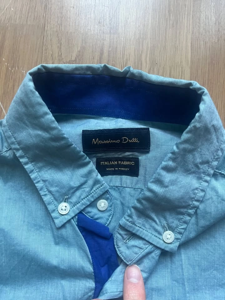 Massimo Dutti blue button-down shirt - men's small - photo 3