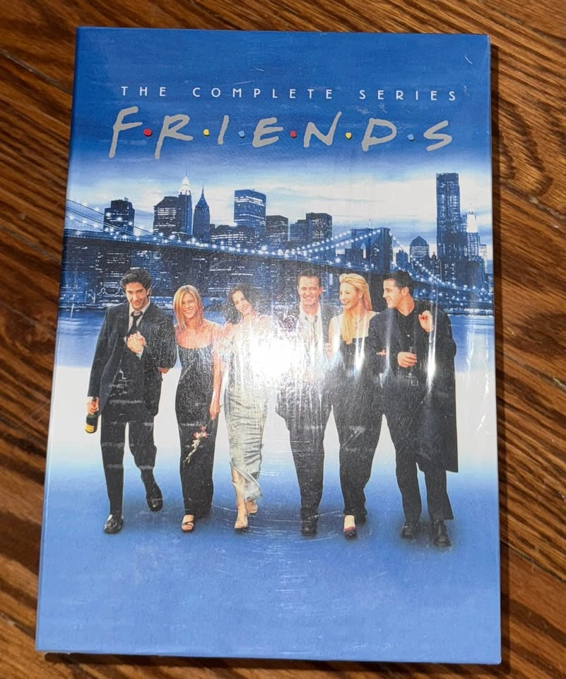 Friends: The Complete Series - photo 2