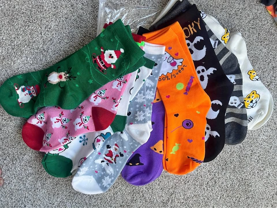 Halloween 🎃 Christmas 🎄 Socks- Youth Large/ladies Small