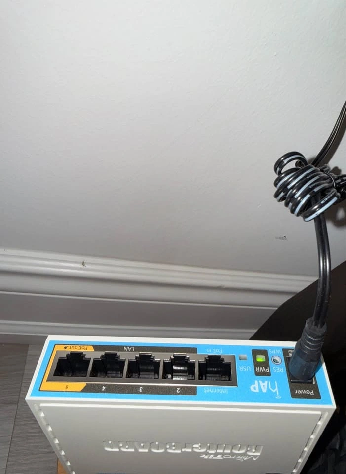 MikroTik hAP ac lite Dual-band Access Point - photo 5