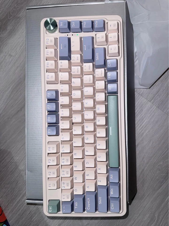 Redragon K673 PRO 75% Wireless Gasket RGB Gaming Keyboard - photo 5