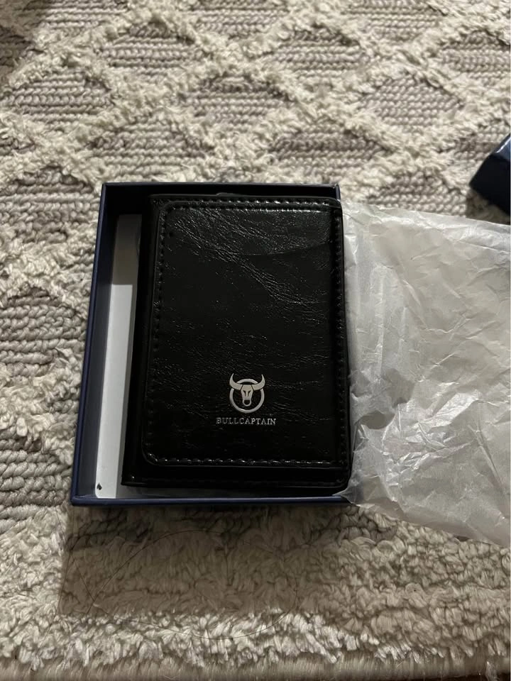 Card holder - photo 3